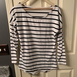 Long sleeve striped tee